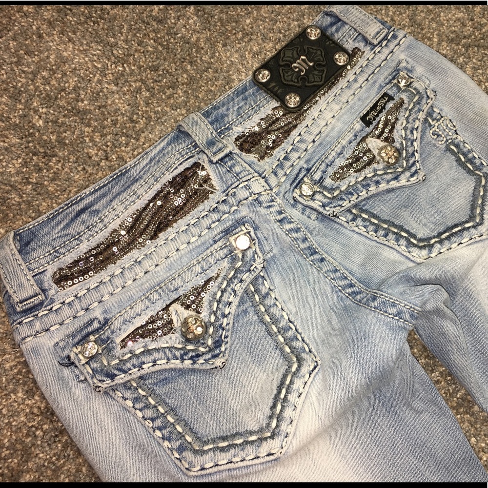 Bootcut Miss Me Jeans (27) *READ AD*